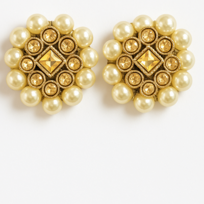 Rajwada Moti Kundan Studs