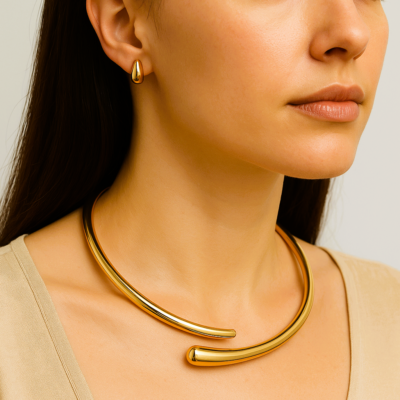 Golden Grace Teardrop Necklace & Earring Set